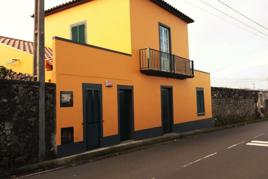 リベイラ・グランデ Casa Amarela De Santanaヴィラ エクステリア 写真